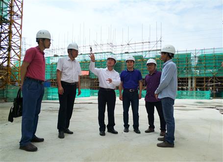 覃振華、劉國江到梧州佛子時代廣場項目調研