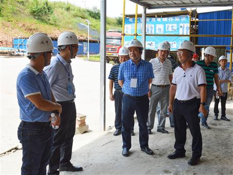 陳家堅率檢查組到公司蟠龍住宅小區(qū)項目進行安全生產大檢查