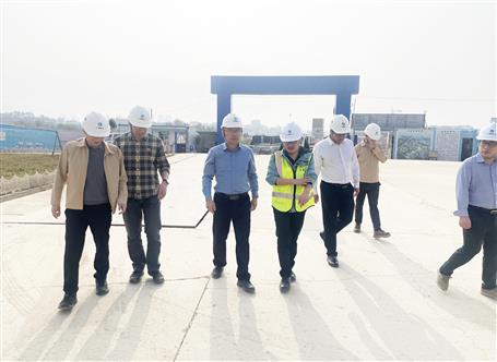 集團(tuán)公司檢查組到冶建公司兩項(xiàng)目開展復(fù)工復(fù)產(chǎn)綜合大檢查